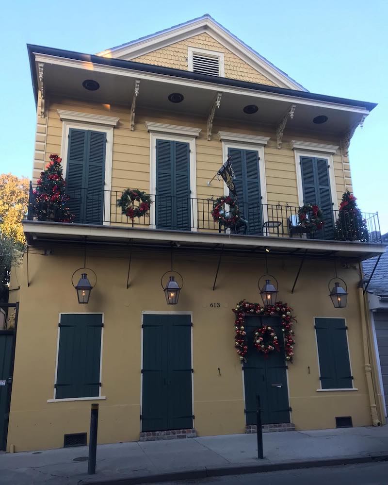 Patio Planters Caroling Tradition Returns on December 20