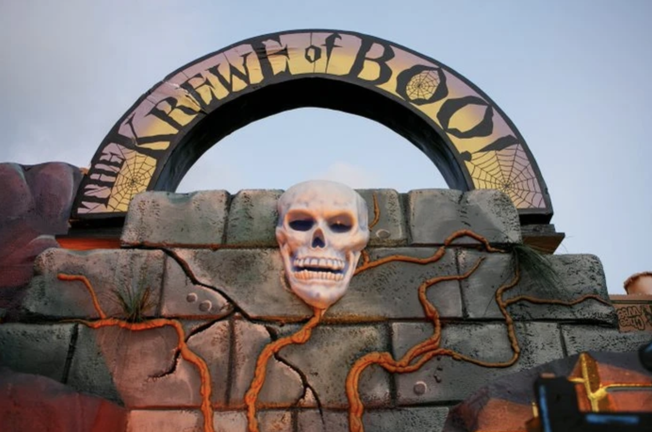 Dickie Brennan, Kr3wcial to reign over Krewe of BOO! Halloween Parade - Vimarsana News